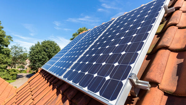 Understanding the history of solar energy (1839 - 2021)