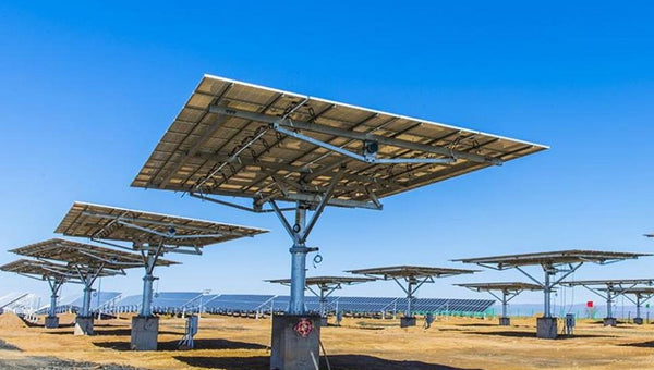 what is a solar tracker