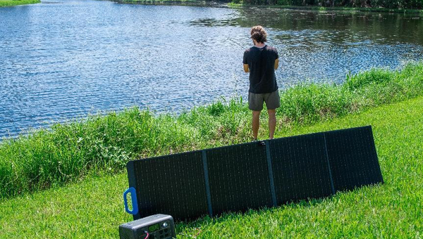 bluetti-pv200-solar-generator-kit