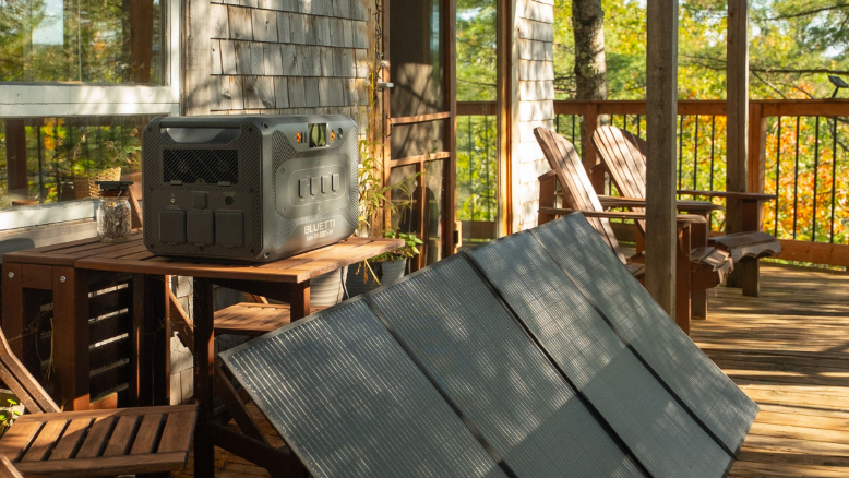 Why A 1500 Watt Solar Generator Might Be All You Need