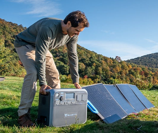 How to Set Up Portable Solar Panels for Off-Grid Living?