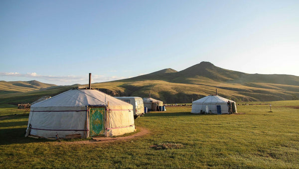 Living in a Yurt During Winter: Practical Guide with Real Tips