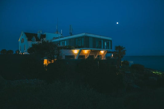 Can Portable Solar Panels Work at Night